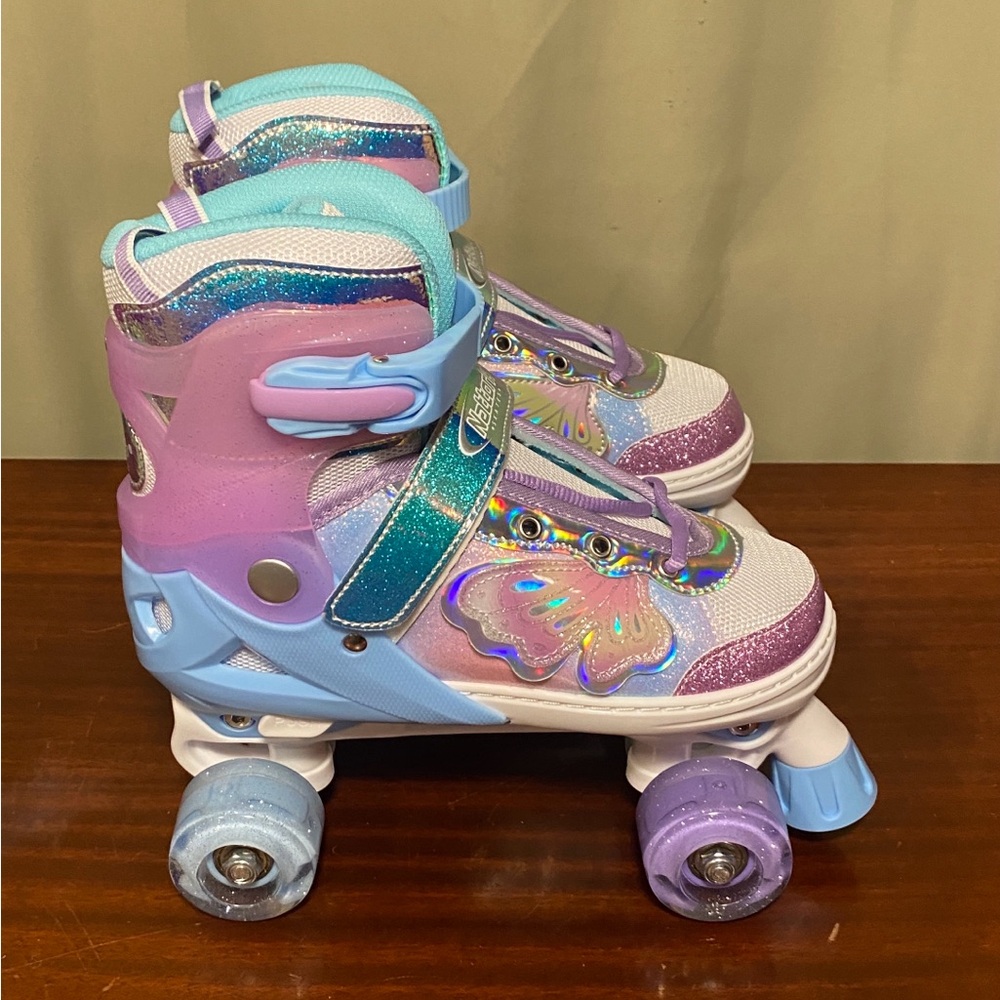 Nattork MammyGol Kids Roller Skates  led Light up wheels  L 5-8 (New Open Box)